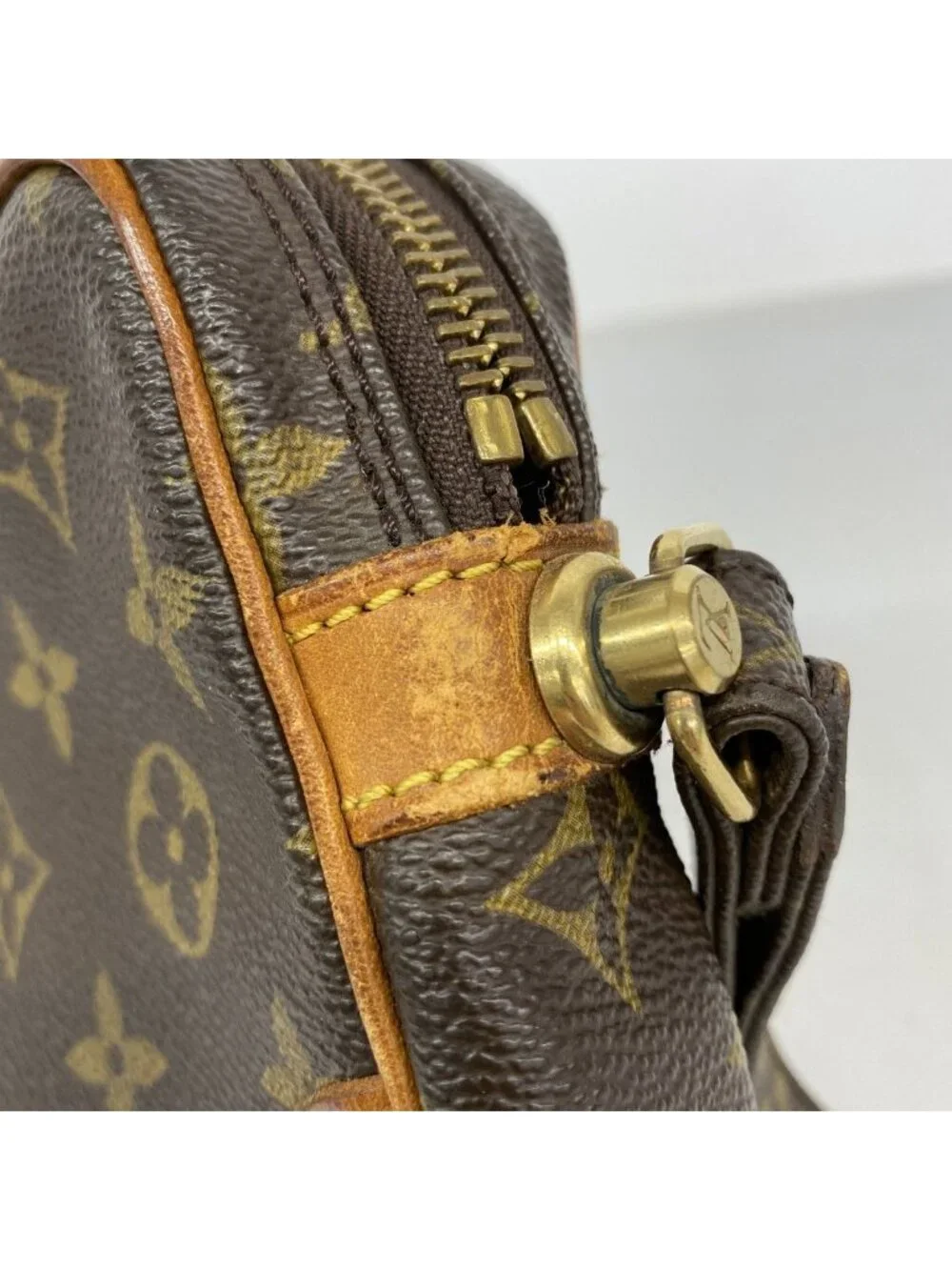 Louis Vuitton Clutch Monogram Marly Dragonne PM Brown